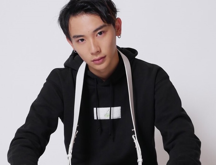 yoshiaki1